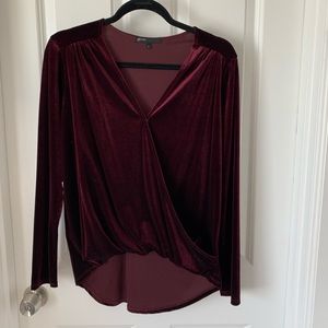 Gibson velvet burgundy surprise top s